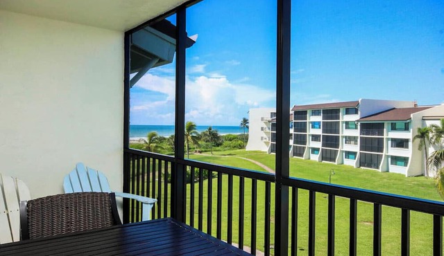 Loggerhead Cay 533: Sanibel Island Vacation Rental | Beachfront Condo, Pool,