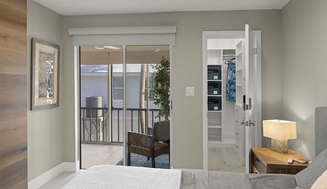 Spanish Cay F7 - Contemporary design ~ One of a kind