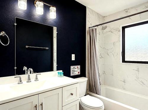 Special Event Retreat 5BR 4BA Waterfront Sleep 16