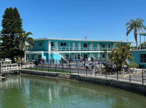 Sea Jay Motel and Marina