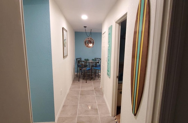 WALK TO BEACH ACCESS! DOG FRIENDLY! UNIT 1D
